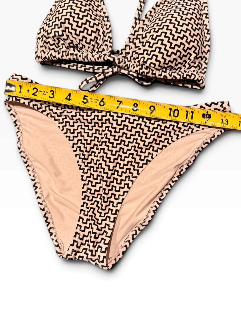 Shade & Shore Black and Cream Geometric Triangle Bikini Swimsuit - Picture 5 of 7